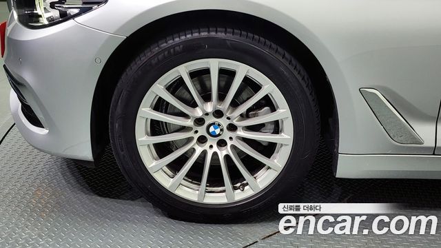 BMW | BMW 5 Series (G30) | 5 Series (G30)