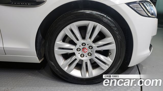 Jaguar | Jaguar XF (X260)