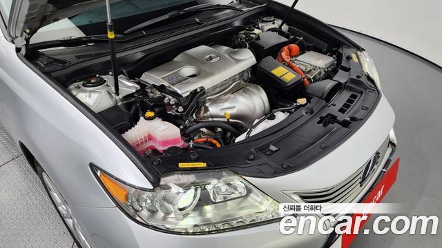 Lexus | Lexus New ES300h | New ES300h