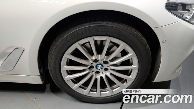 BMW | BMW 5 Series (G30) | 5 Series (G30)