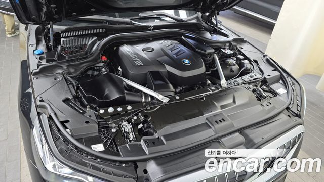 BMW | BMW 5 Series (G60) | 5 Series (G60)