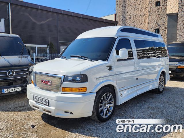 GMC Savana | Savana