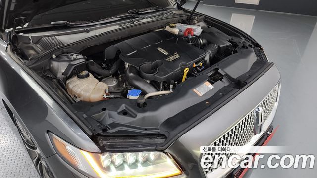 Lincoln | Lincoln Continental 10th Generation | Continental 10th Generation