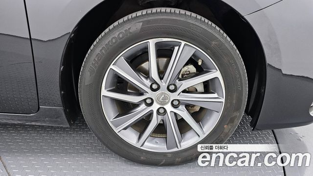 Lexus | Lexus New ES300h | New ES300h