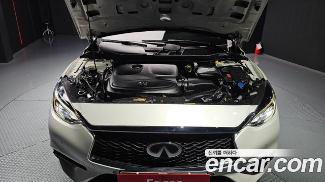 infinity | infinity Q30