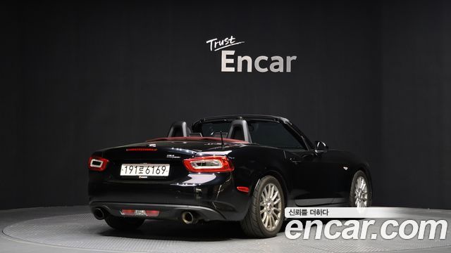 Fiat | Fiat 124 Spider | 124 Spider