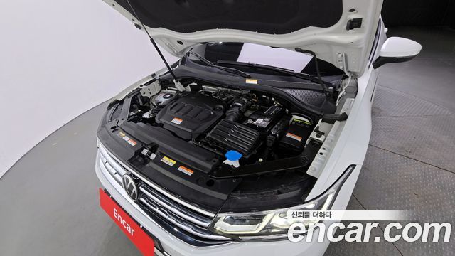 Volkswagen | Volkswagen Tiguan 2nd Generation | Tiguan 2nd Generation