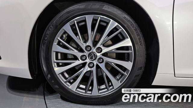 Lexus | Lexus ES300h 7th generation | ES300h 7th generation