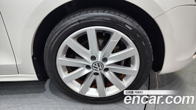 Volkswagen | Volkswagen New Jetta | New Jetta