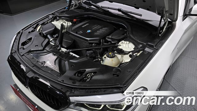 BMW | BMW 5 Series (G30) | 5 Series (G30)