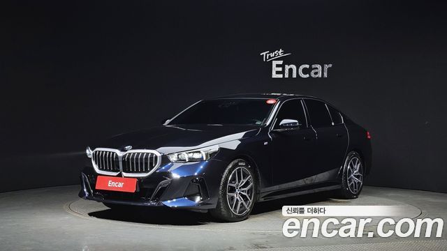 BMW | BMW 5 Series (G60) | 5 Series (G60)