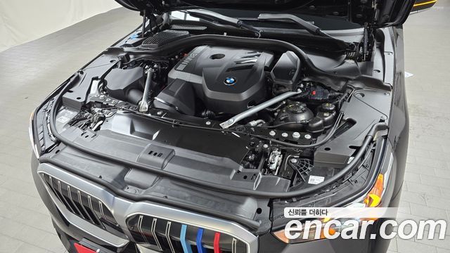 BMW | BMW 5 Series (G60) | 5 Series (G60)