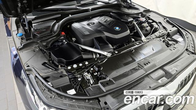 BMW | BMW 5 Series (G60) | 5 Series (G60)