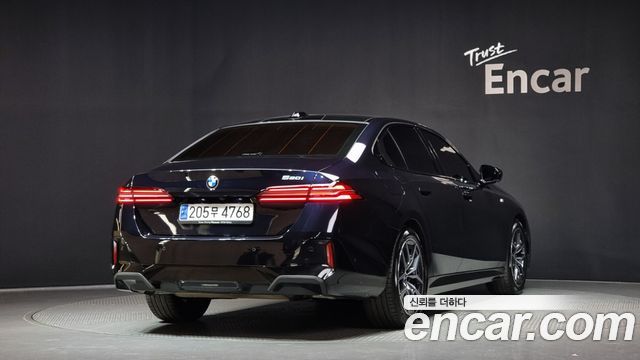 BMW | BMW 5 Series (G60) | 5 Series (G60)