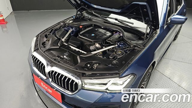 BMW | BMW 5 Series (G30) | 5 Series (G30)