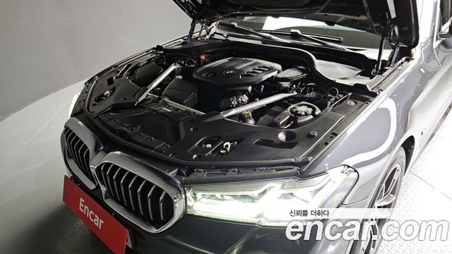 BMW | BMW 5 Series (G30) | 5 Series (G30)