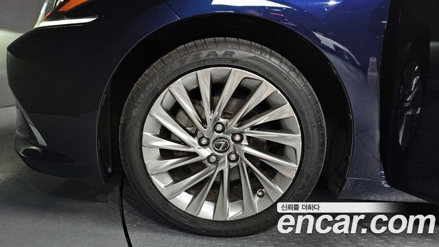 Lexus | Lexus ES300h 7th generation | ES300h 7th generation