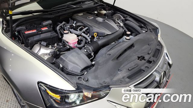 Lexus | Lexus New IS300 | New IS300