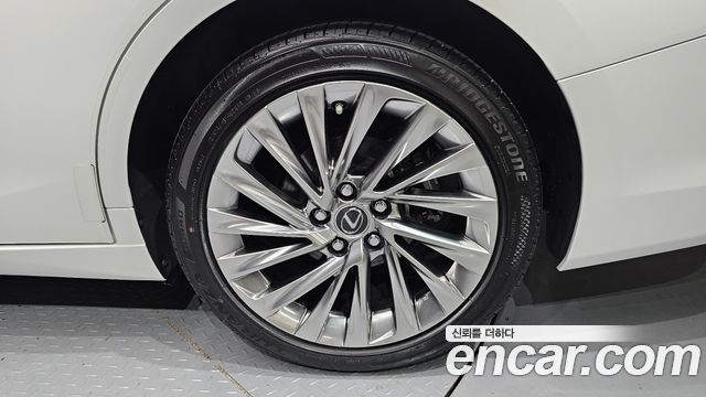 Lexus | Lexus ES300h 7th generation | ES300h 7th generation