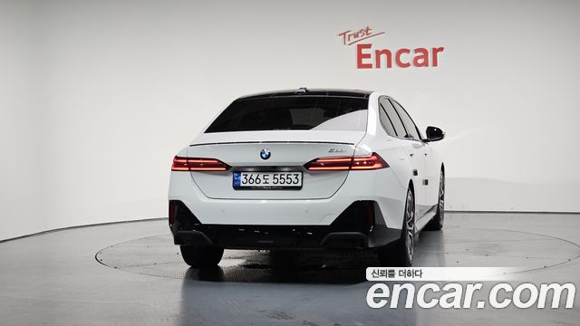 BMW | BMW 5 Series (G60) | 5 Series (G60)