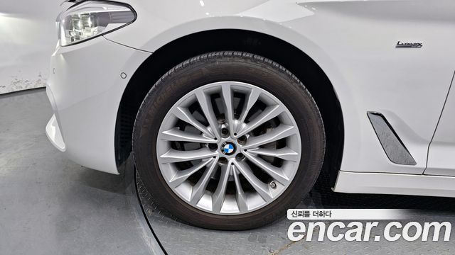 BMW | BMW 5 Series (G30) | 5 Series (G30)