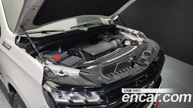 Chevrolet | Chevrolet Suburban | Suburban