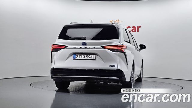 Toyota | Toyota Sienna 4th Generation | Sienna 4th Generation