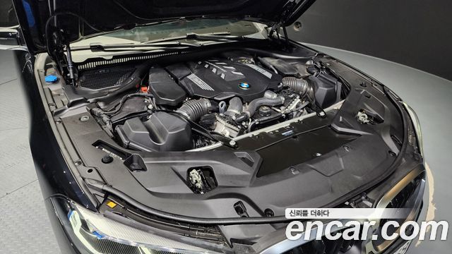 BMW | BMW 8 Series (G15) | 8 Series (G15)