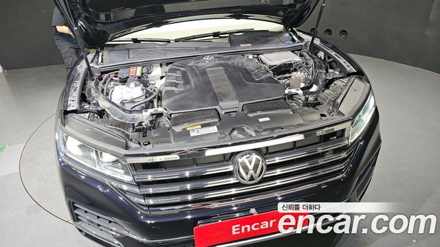 Volkswagen | Volkswagen Touareg 3rd Generation | Touareg 3rd Generation