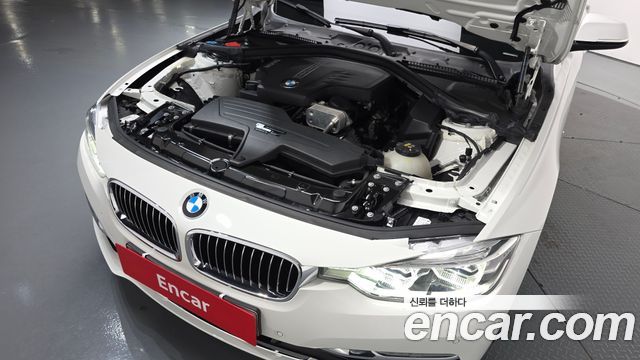 BMW | BMW 3 Series (F30) | 3 Series (F30)