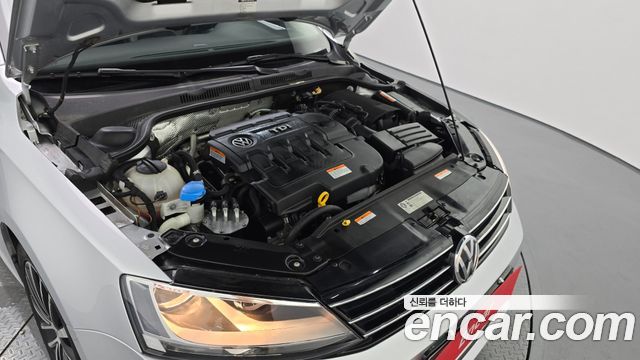 Volkswagen | Volkswagen New Jetta | New Jetta