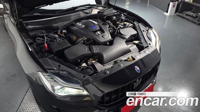 maserati | maserati Quattroporte | Quattroporte