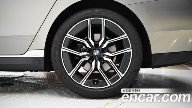 BMW | BMW 7 Series (G70) | 7 Series (G70)