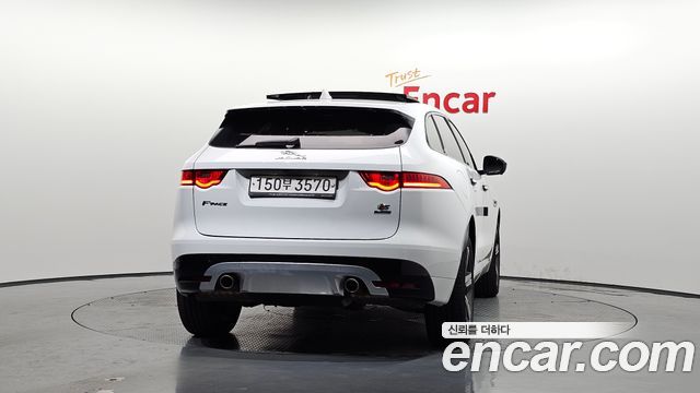 Jaguar | Jaguar F-PACE