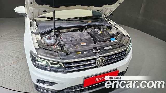 Volkswagen | Volkswagen Tiguan 2nd Generation | Tiguan 2nd Generation