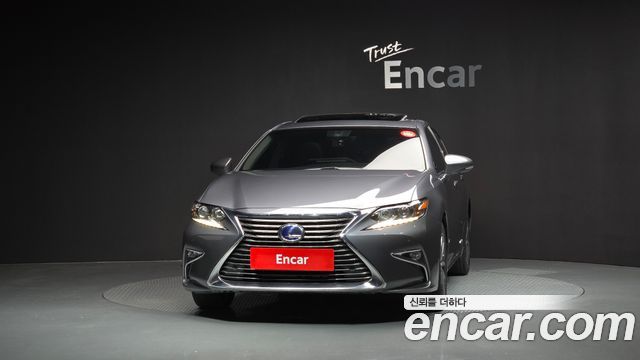 Lexus | Lexus New ES300h | New ES300h