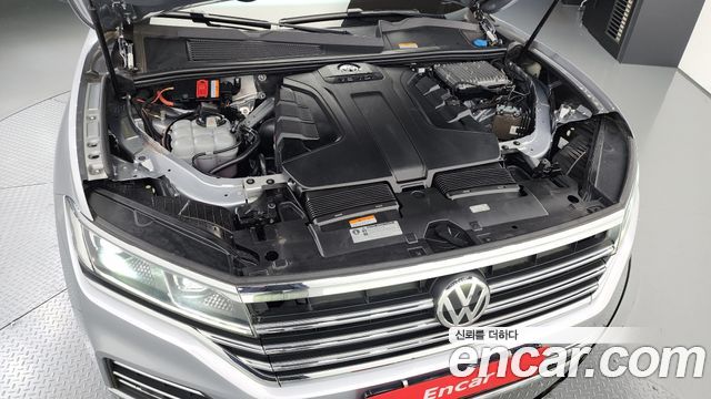 Volkswagen | Volkswagen Touareg 3rd Generation | Touareg 3rd Generation