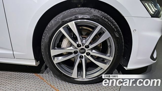 Audi | Audi A6 (C8) | A6 (C8)