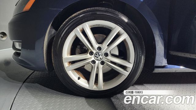 Volkswagen | Volkswagen The New Passat | The New Passat