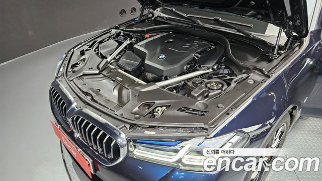 BMW | BMW 5 Series (G30) | 5 Series (G30)