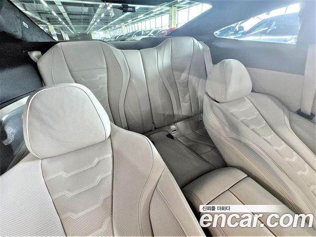 BMW | BMW 8 Series (G15) | 8 Series (G15)