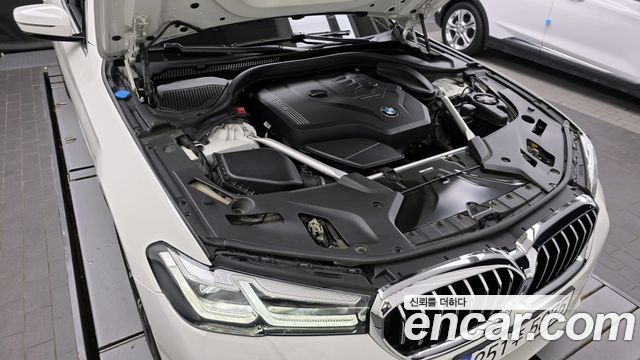 BMW | BMW 5 Series (G30) | 5 Series (G30)