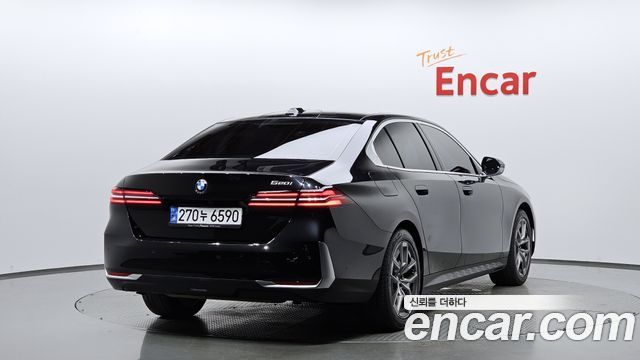 BMW | BMW 5 Series (G60) | 5 Series (G60)