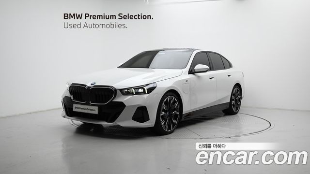 BMW | BMW 5 Series (G60) | 5 Series (G60)