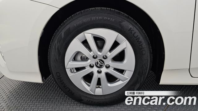 Toyota | Toyota Prius 4th Generation | Prius 4th Generation