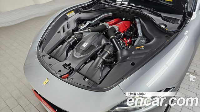 Ferrari | Ferrari Roma | Roma