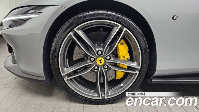 Ferrari | Ferrari Roma | Roma