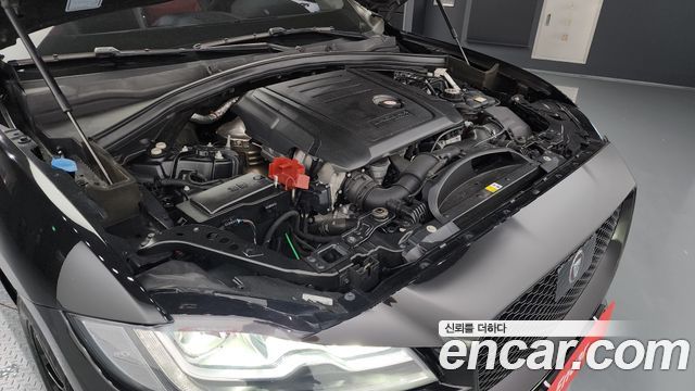 Jaguar | Jaguar F-PACE