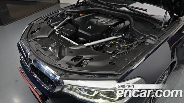 BMW | BMW 5 Series (G30) | 5 Series (G30)