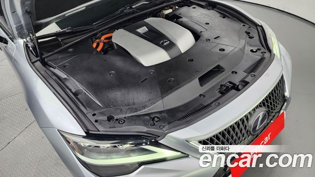 Lexus | Lexus LS500h 5th Generation | LS500h 5th Generation